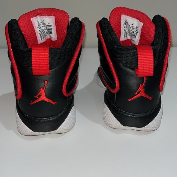 Jordan Pro Strong Leather Sneakers - Picture 5 of 8